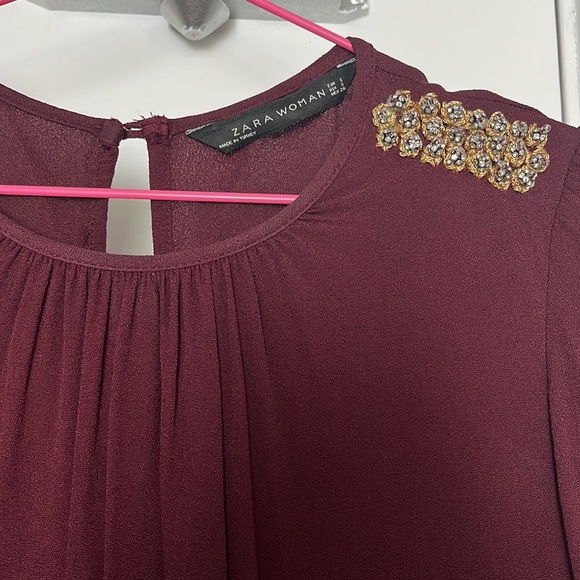 Zara blouse size small. Burgundy - Picture 2 of 5